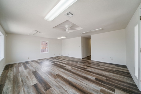 Commercial Property For Sale in Pryor, OK - image 8