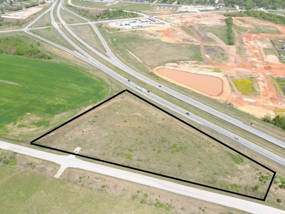 Commercial Property for Sale in Bolivar, MO - image 2