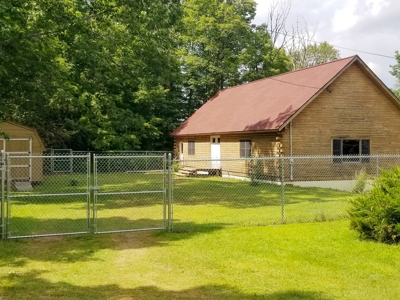 Charming New Englander in the Country - image 28