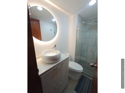 Great opportunity in this apartment located in Provenza - image 14
