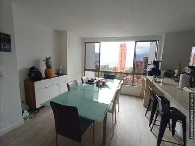 Great opportunity in this apartment located in Provenza - image 2