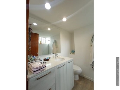 Great opportunity in this apartment located in Provenza - image 6