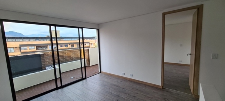 Duplex Penthouse with Panoramic Views - image 17