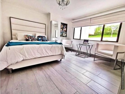 Apartment with Stunning Terrace i - image 15