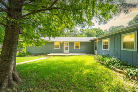 Ozarks Home For Sale In Bull Shoals Arkansas - image 1