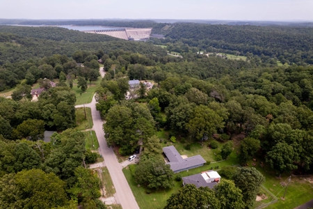 Ozarks Home For Sale In Bull Shoals Arkansas - image 2