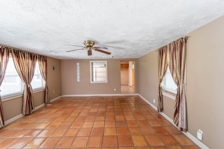 Ozarks Home For Sale In Bull Shoals Arkansas - image 12
