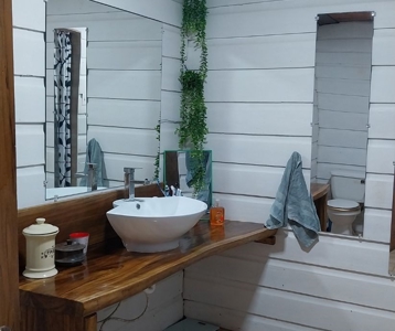 Waterfront Home with Cabin for Sale, Bocas del Toro, Panama - image 30
