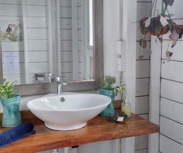 Waterfront Home with Cabin for Sale, Bocas del Toro, Panama - image 40