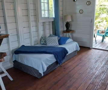 Waterfront Home with Cabin for Sale, Bocas del Toro, Panama - image 39