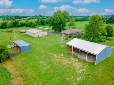 Home on Acreage For Sale Warrensburg, MO - image 10