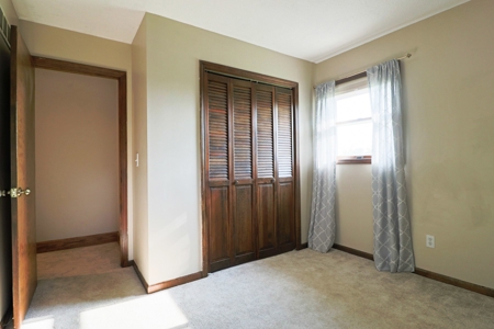 Home on Acreage For Sale Warrensburg, MO - image 27