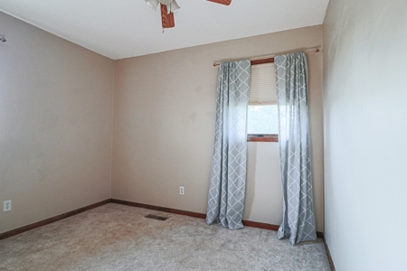 Home on Acreage For Sale Warrensburg, MO - image 26