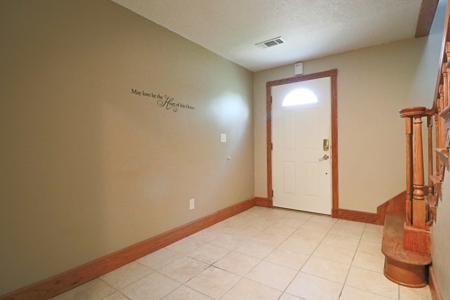Home on Acreage For Sale Warrensburg, MO - image 32