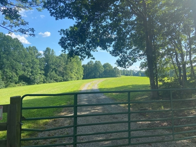 Secluded 3 Bed 2 Bath Home On 56 Acres - Casey County, Ky - image 2