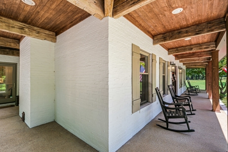 Northwest Madison County TN Country Home for Sale - image 6