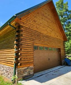 Stunning Log Cabin On Kerr Lake, NC - image 20