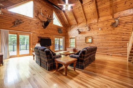 Stunning Log Cabin On Kerr Lake, NC - image 28