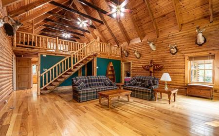 Stunning Log Cabin On Kerr Lake, NC - image 25