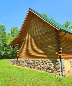 Stunning Log Cabin On Kerr Lake, NC - image 17