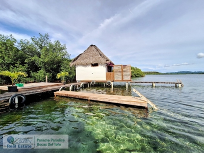 Amazing Location, Titled Oceanfront Bed and Breakfast - image 14