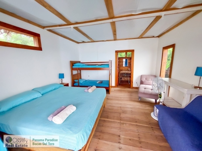 Amazing Location, Titled Oceanfront Bed and Breakfast - image 26