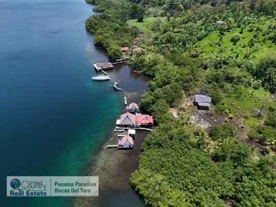 Amazing Location, Titled Oceanfront Bed and Breakfast - image 33