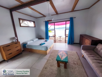 Amazing Location, Titled Oceanfront Bed and Breakfast - image 22