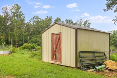 Barndominium  with Lush Pasture and Mature Timber for Sale - image 33