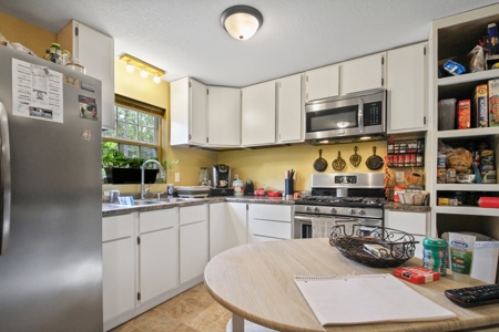 Barndominium  with Lush Pasture and Mature Timber for Sale - image 7