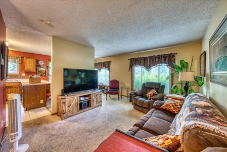 Wonderful 2 bed, 2.5 bath home on the edge of Byron Minnesot - image 5