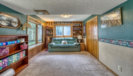 Wonderful 2 bed, 2.5 bath home on the edge of Byron Minnesot - image 13
