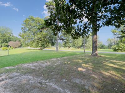 Country Home With Acreage In Melbourne, Arkansas - image 41