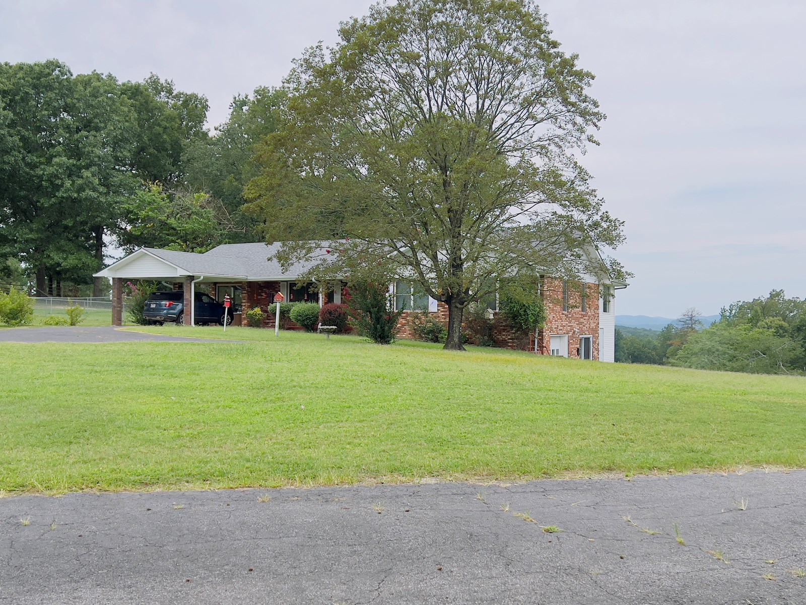 Country Home With Acreage In Melbourne, Arkansas - image 50