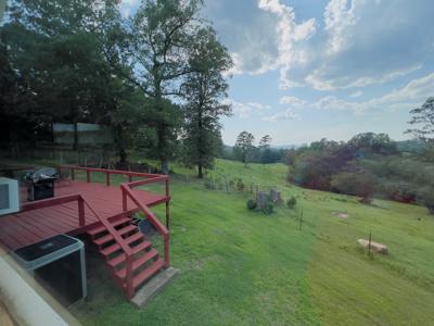 Country Home With Acreage In Melbourne, Arkansas - image 21