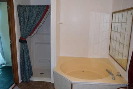 Country Home for Sale at Auction in Willis VA - image 33