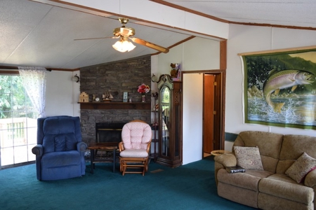 Country Home for Sale at Auction in Willis VA - image 18