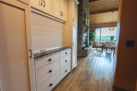 Custom Timber Frame Home and Land for Sale at Auction - image 17