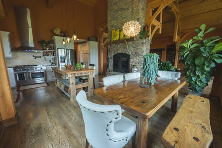 Custom Timber Frame Home and Land for Sale at Auction - image 20