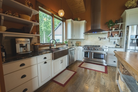 Custom Timber Frame Home and Land for Sale at Auction - image 14