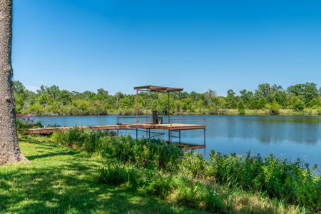 Lakefront Country Home with Acreage For Sale Reno TX - image 38
