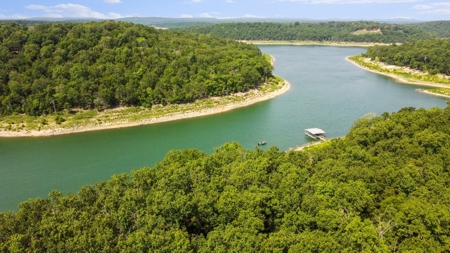13 Acre Lake Front Property And Dock On Bull Shoals Lake - image 1