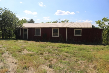 Charming Fixer Upper Home on 21.7 Aces in Peel AR - image 29
