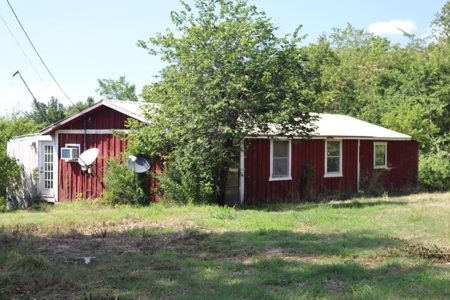 Charming Fixer Upper Home on 21.7 Aces in Peel AR - image 1
