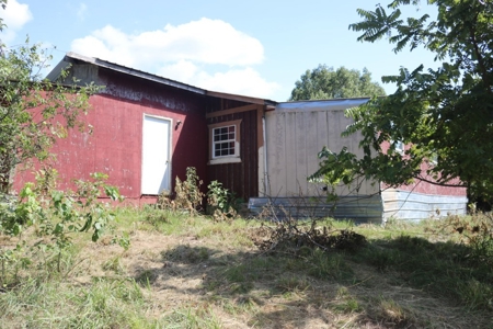 Charming Fixer Upper Home on 21.7 Aces in Peel AR - image 28