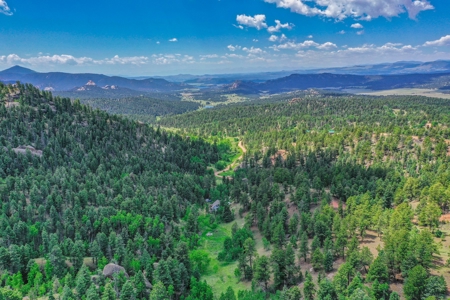 Mountain Oasis In Mature Trees & Rock Formations - image 6