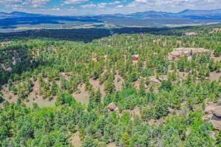 Mountain Oasis In Mature Trees & Rock Formations - image 5