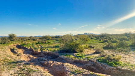 Land with water rights For Sale  Arizona - image 31