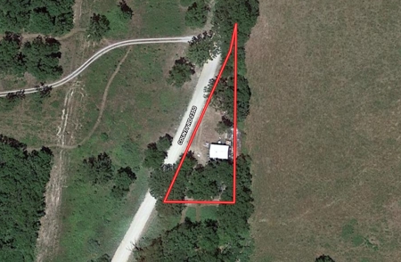 Shed on Acreage in the Ozarks - image 12
