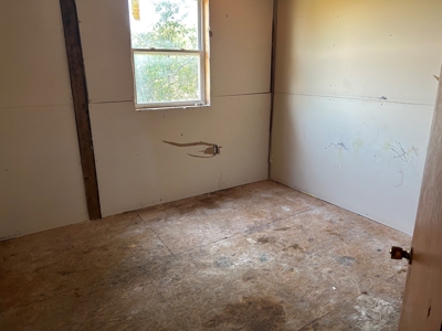 Shed on Acreage in the Ozarks - image 5